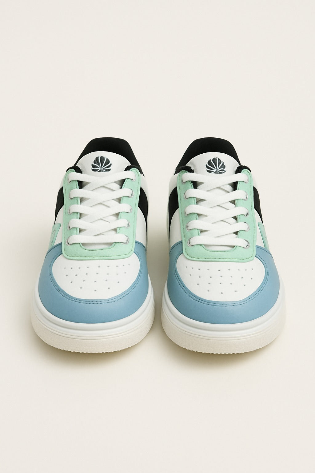 Jenzra Pastel Court